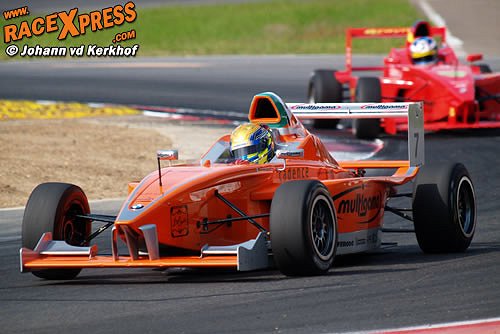 Esteban Gutierrez dubbelzege